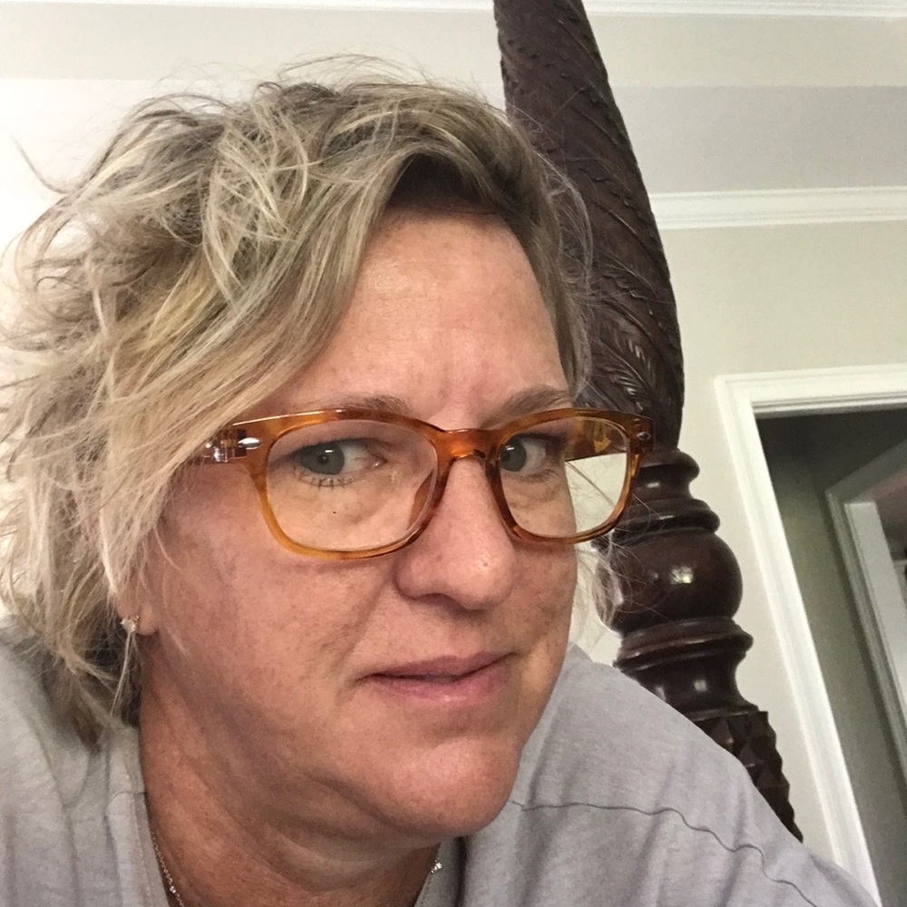 Meet your Posher, Tania